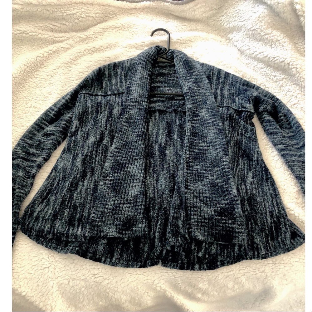 Cardigan - Picture 1 of 3